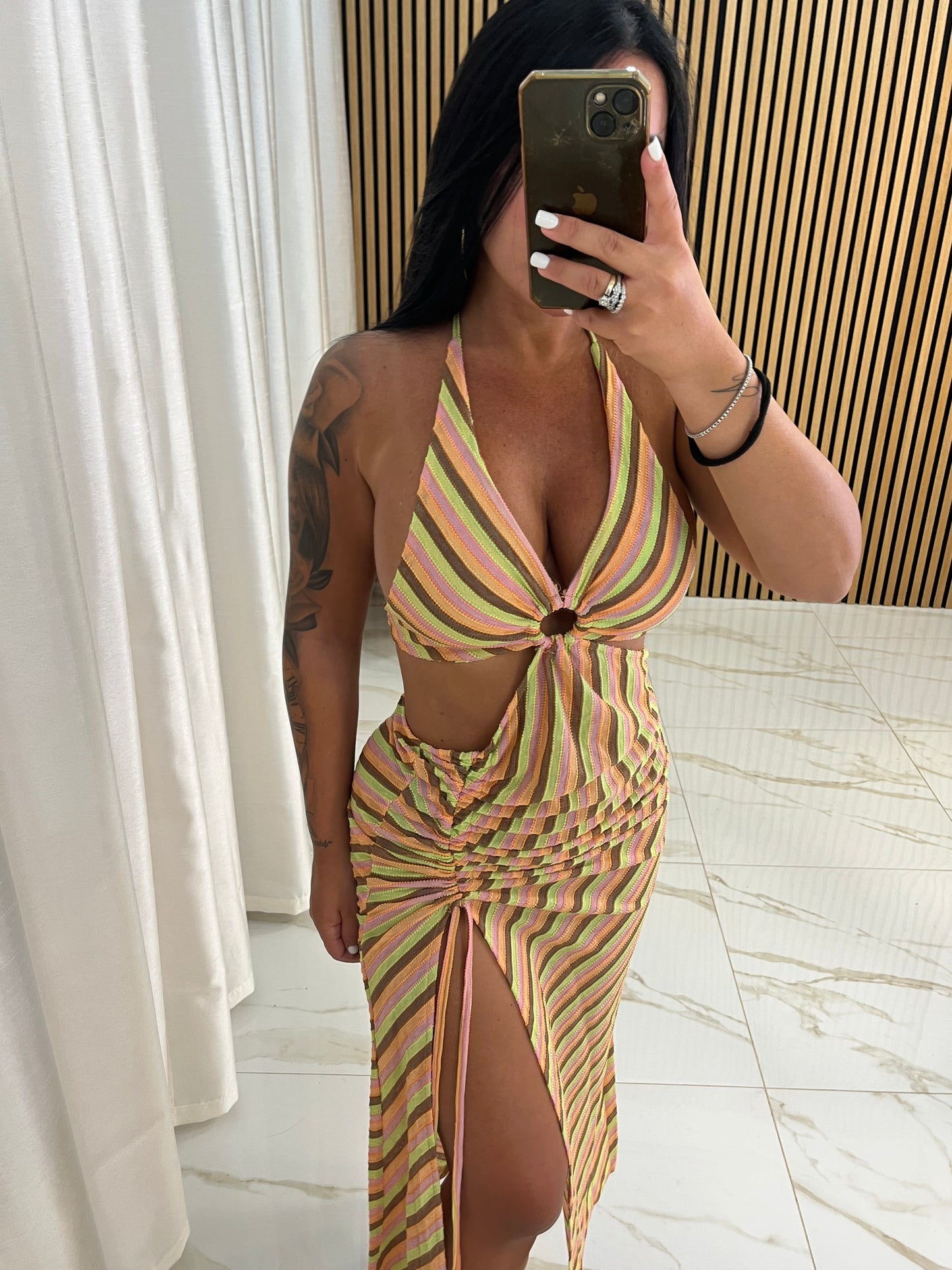 DRESS LINES