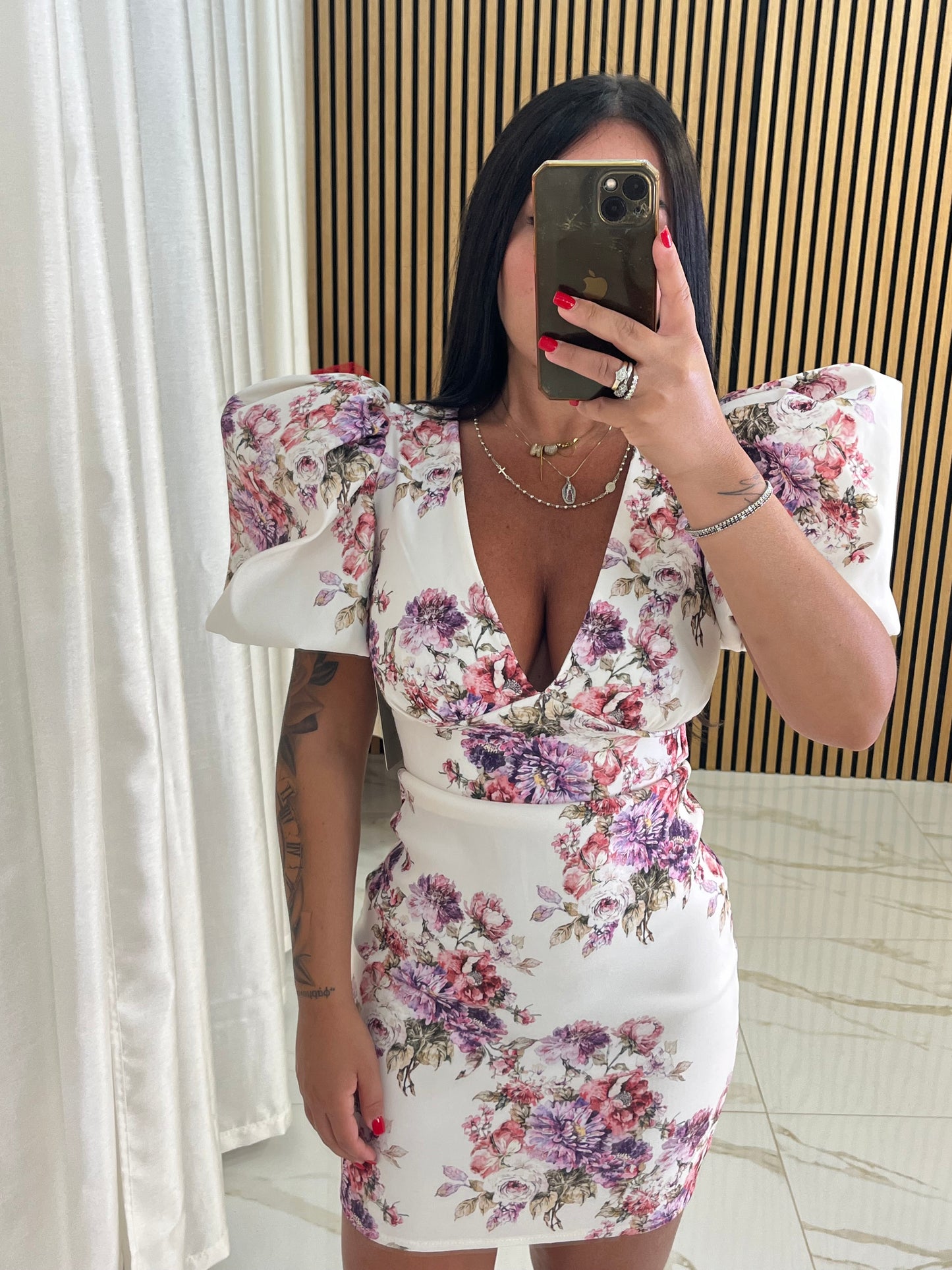 DRESS FLOWER