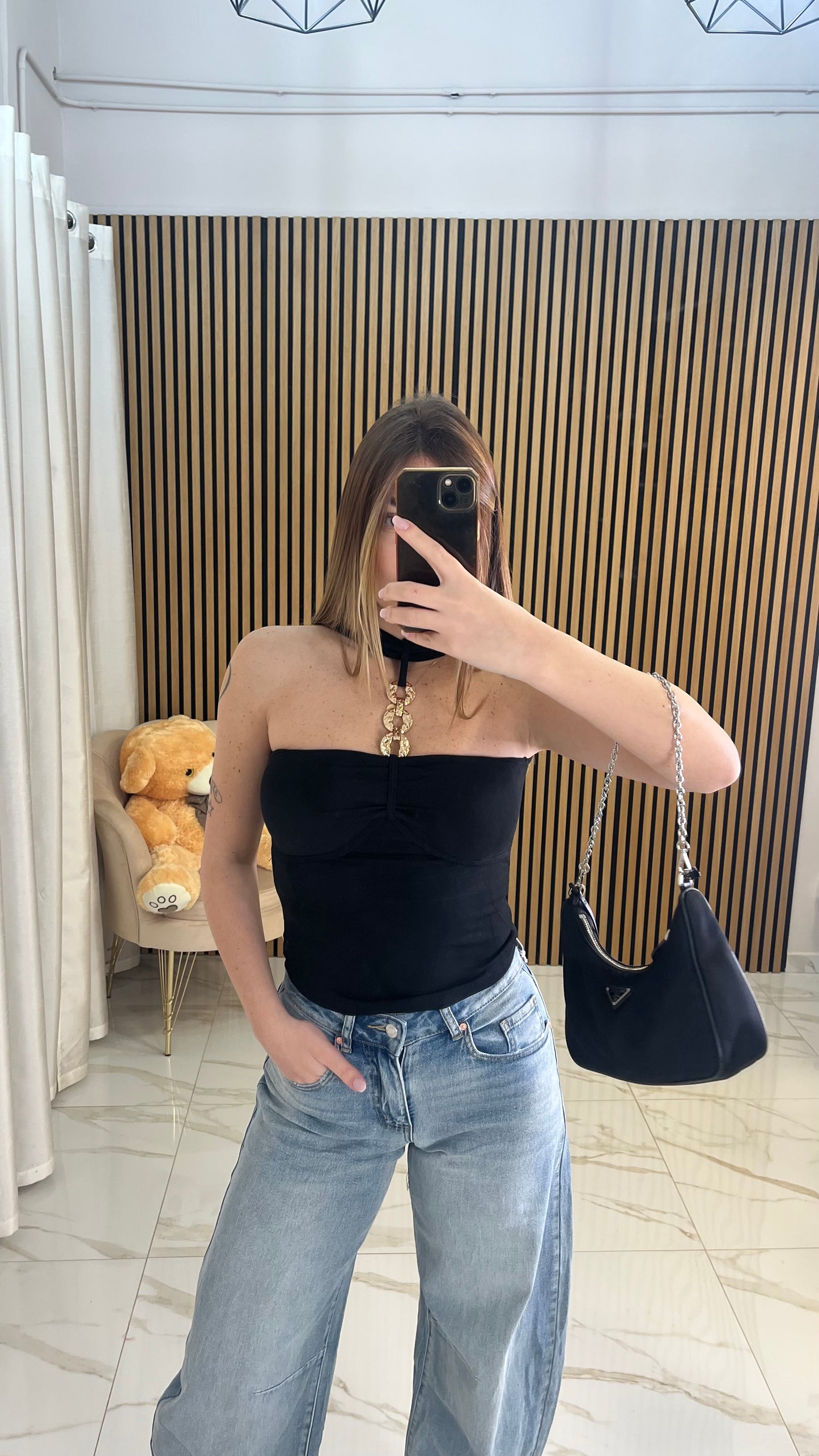 TOP NERO