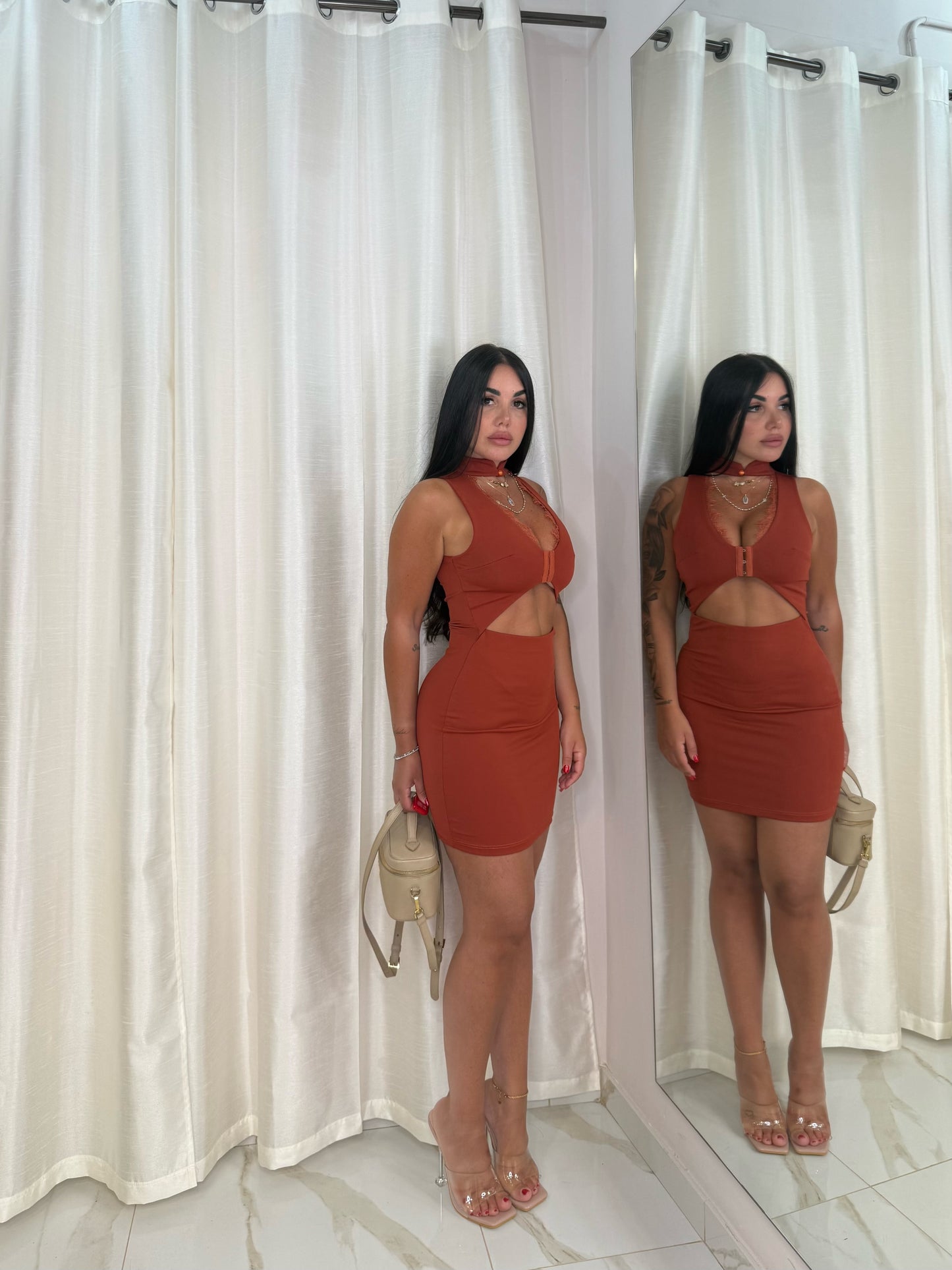 DRESS SENSUAL