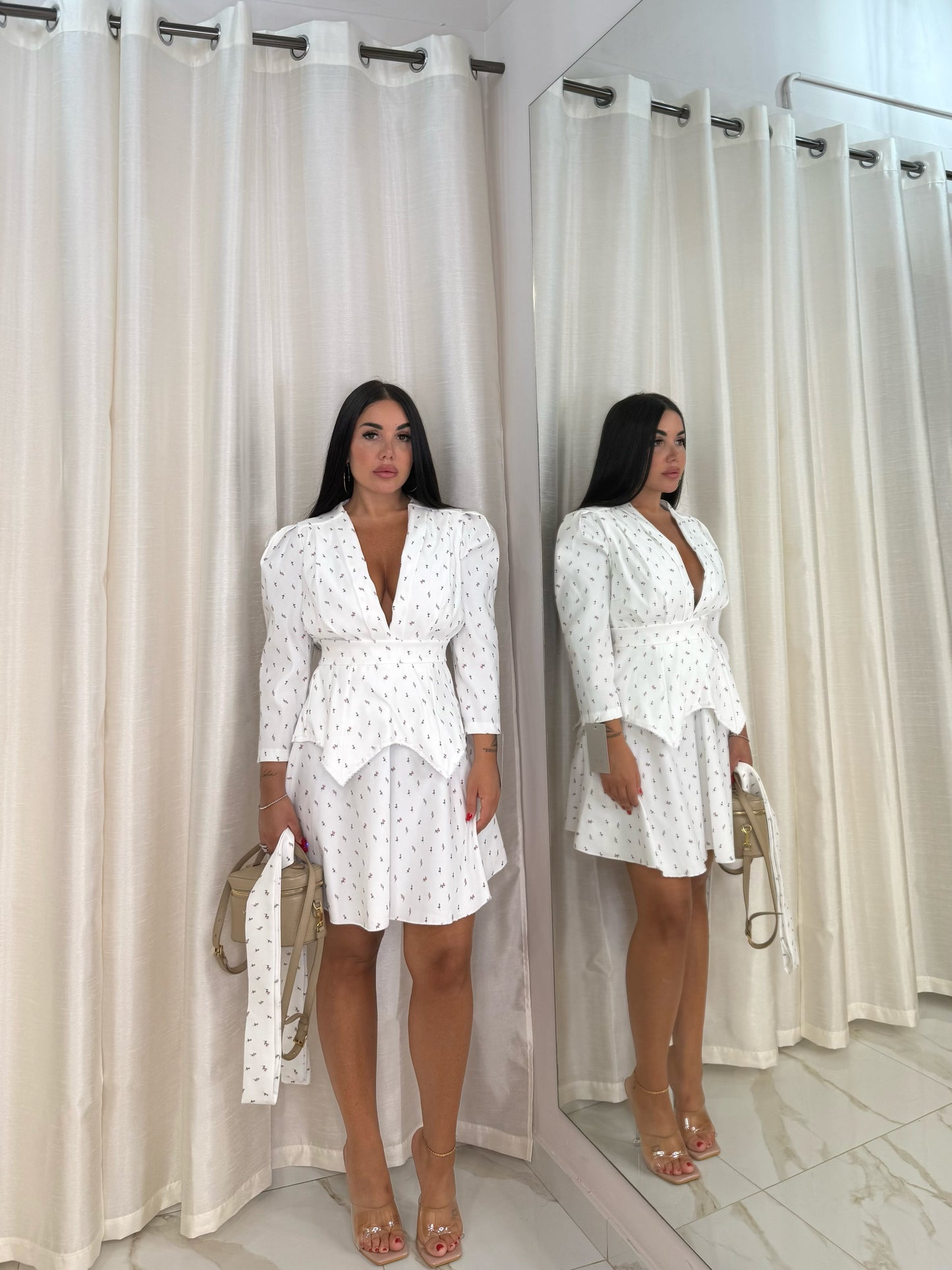 DRESS CHIC