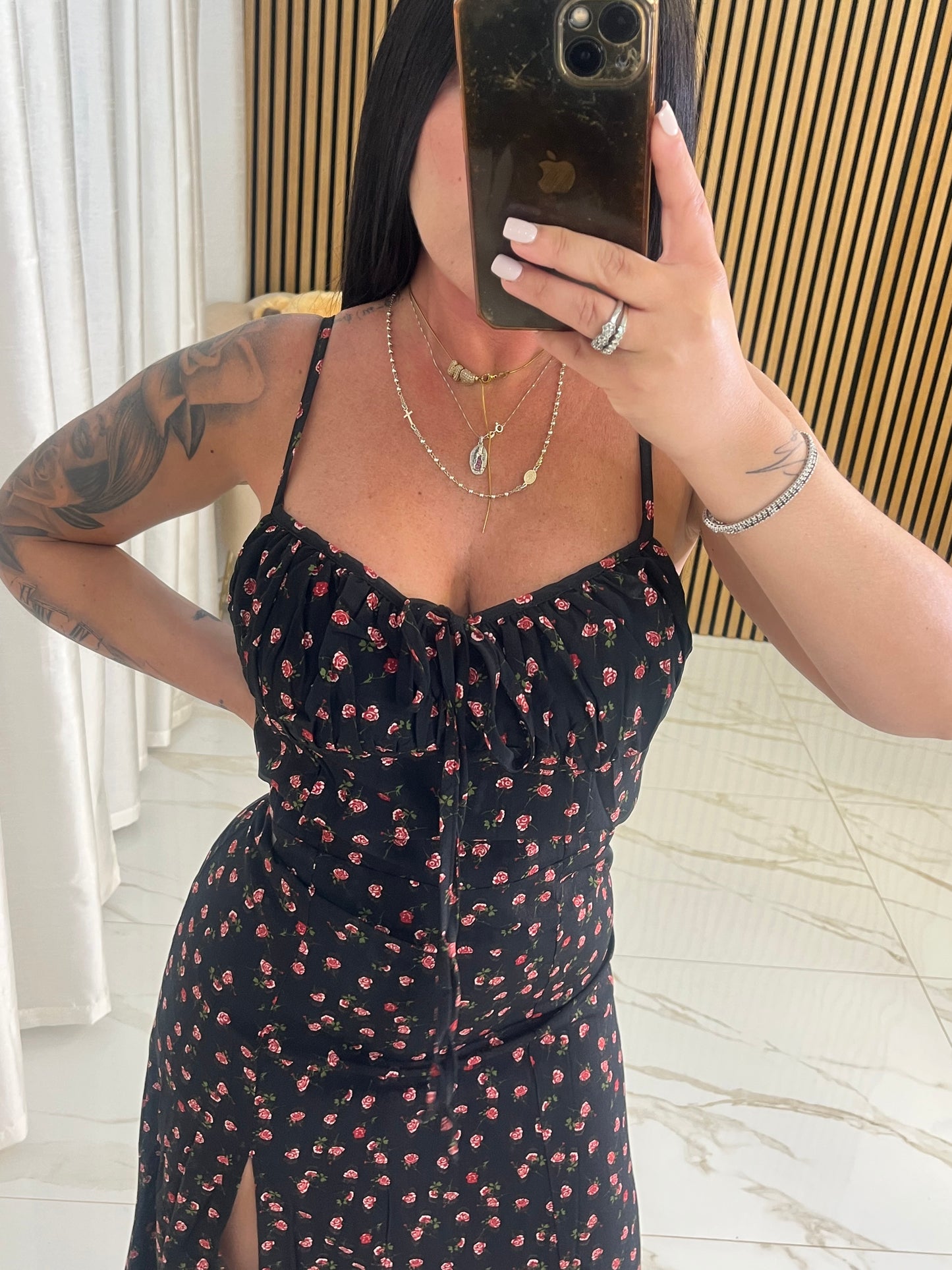 DRESS FLOWER