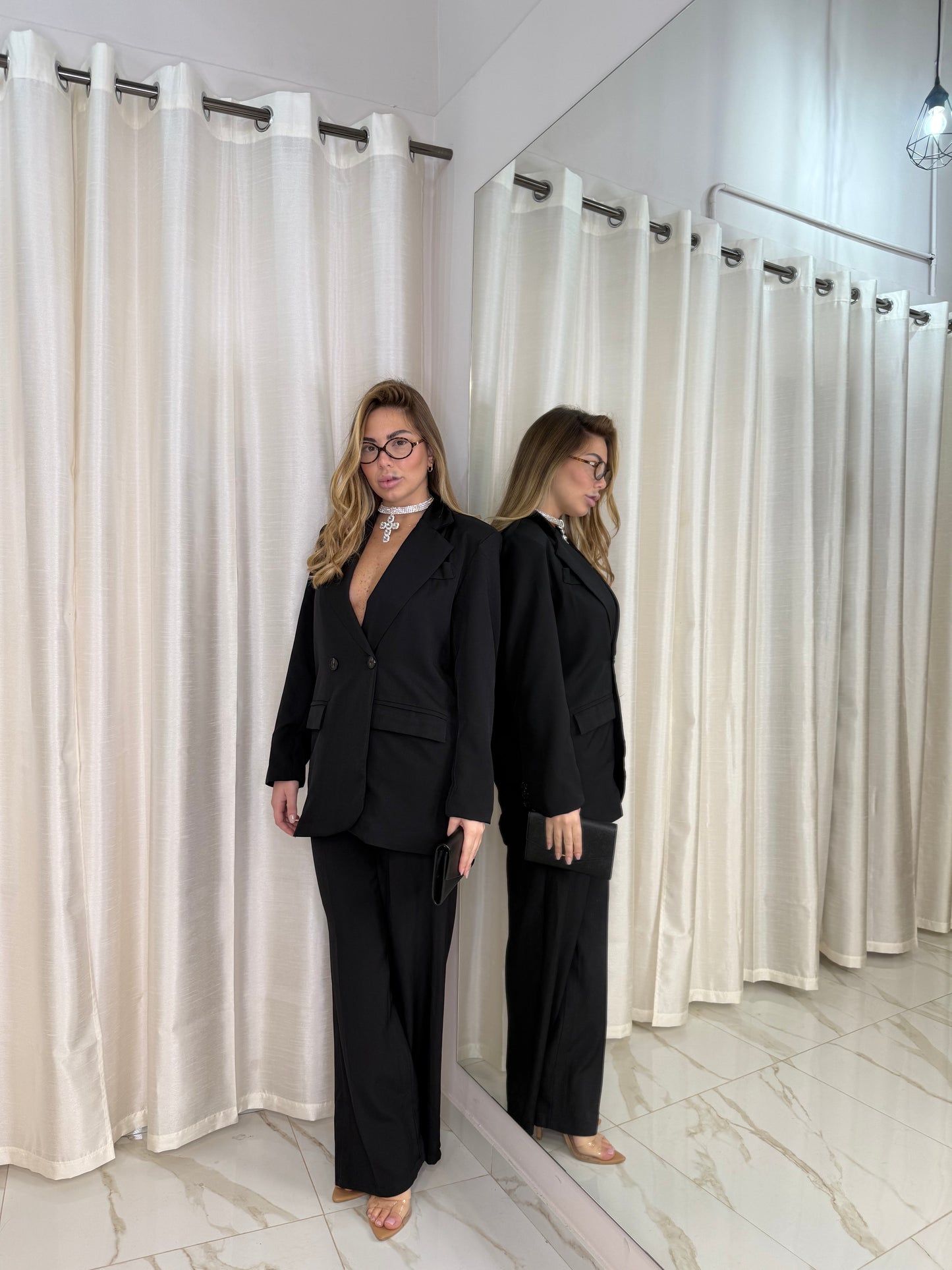 TAILLEUR NERO